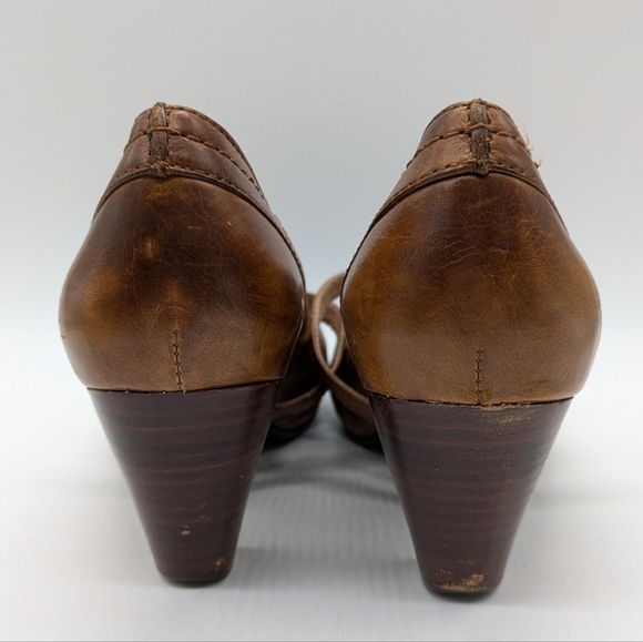 Frye Lois Brown Letter Block Heel 10 - Picture 4 of 13